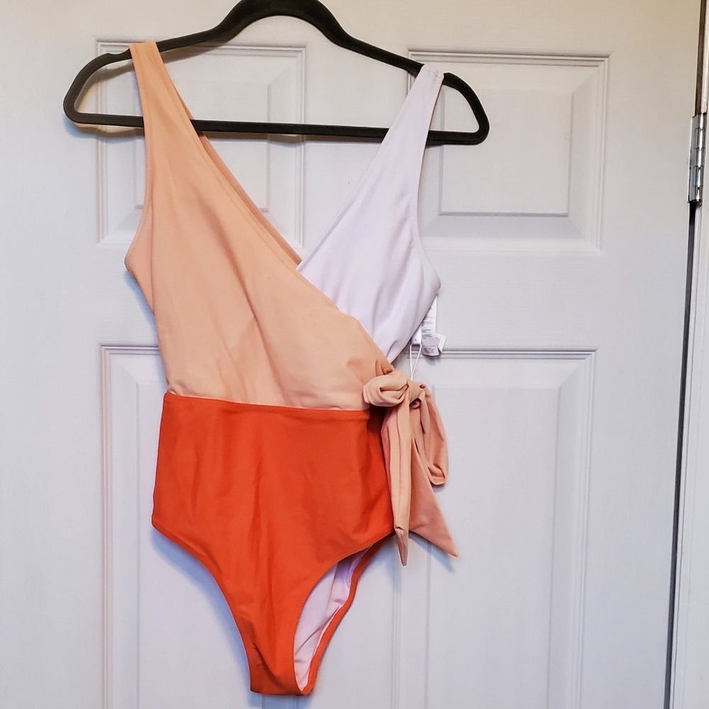 NWT CUPSHE Orange And White Bow Tie One Piece Swimsuit
